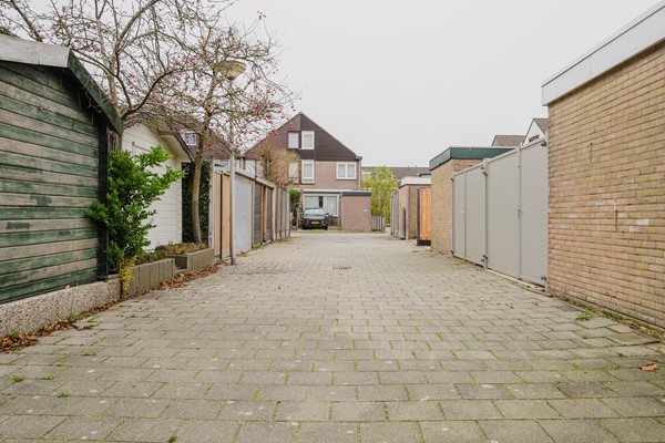 Medium property photo - Salamanderveen 302, 3205 TE Spijkenisse